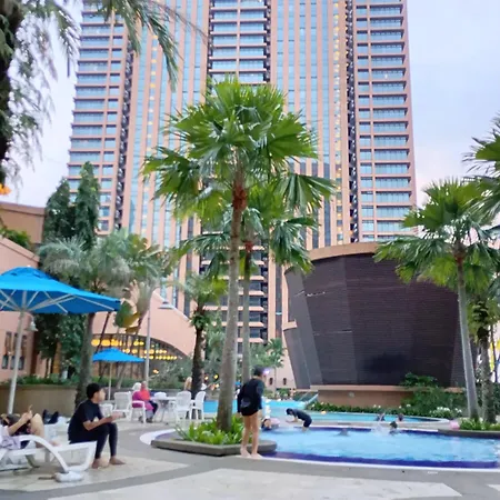 Kl Ayan Service Suite At Times Square